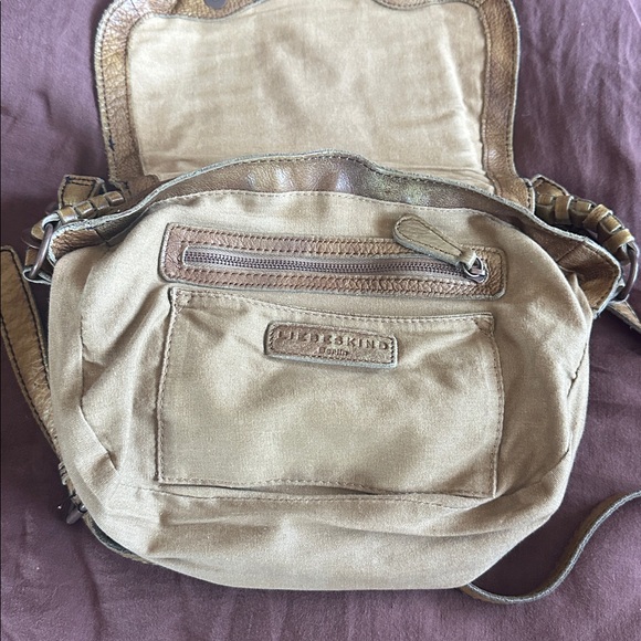 🇩🇪Liebeskind Berlin ‘Hailey’ Tan Leather studded, punk rock, crossbody purse EUC - Picture 10 of 16